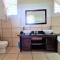 Colonial Sands 205