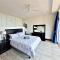 Colonial Sands 205