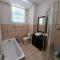 Colonial Sands 205