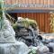 Five Elements Lodge B&B with Outdoor Spa - Fernwood