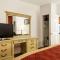 Econo Lodge Inn & Suites Lake Harmony - Pocono Mountains Area