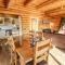 Holly Lodge