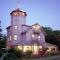 The Oak Bluffs Inn