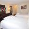 Red Roof Inn PLUS+ & Suites Opelika