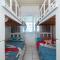 CASA COM PISCINA EM MORRINHOS - RUA HORTÊNCIA
