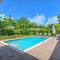 Miami 5BR Villa w Heated Pool, Games & BBQ L01