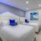 Miami 5BR Villa w Heated Pool, Games & BBQ L01