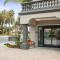 The Hotel Oceanside