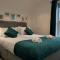 ChiPad Duo - Comfy house with garden & parking - Chichester