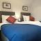 ChiPad Duo - Comfy house with garden & parking - Chichester