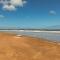 SEA VIEW - First Floor 3 bed apartment looking over Bridlington North Beach