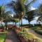 Apartamento a beira-mar com piscina