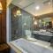 Paddington Hotel Halong Bayview