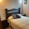 2 Rooms, 1 King Size bed, 64" Smart HDTV - Guatemala