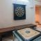 StayVistas Shantam House - Dive into relaxation with a pool and tennis lawn