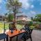 StayVista's Shantam House - Dive into relaxation with a pool and tennis lawn - لونافالا