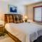 Bear Claw 208 - Ski-in Ski-out Condo!