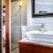 Hotel Louisbourg