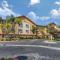 Comfort Suites Near Six Flags Magic Mountain - Stevenson Ranch