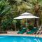 Hakuna Majiwe Beach Lodge