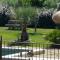 Le Faré Tchanqué Alpilles Luberon parking gratuit sur place - 卡瓦永