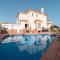 Luxury Sunny Villa
