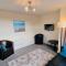 Beachside Home - Sleeps 5 Garden Parking & Pets