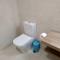 Hall 92 Quartos com WC em moradia com piscina A-das-Lebres Loures - Loures