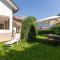 Holiday Home Candida - CCO900 by Interhome