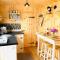 Woodhead Shepherds Hut - Sleeps 2 - Parking