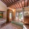 Holiday Home Casale Poggio Lupinaio by Interhome