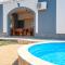 Holiday Home Golic by Interhome