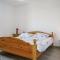 Holiday Home Golic by Interhome