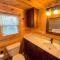 B2 NEW Awesome Tiny Home with AC Mountain Views Minutes to Skiing Hiking Attractions
