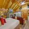 Do Not Disturb - Pigeon Forge Smoky Mountain Studio Cabin, Hot Tub, Fireplace - Pigeon Forge