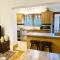 Hollidge House 5 Star Luxury Apartments