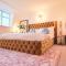 Elegant 5 bed 4 bath Vogue House Parisian style home