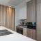 Luton Vacation Homes - Luxury & High floor 2BR , Jumeirah Living Marina Gate 3 - 48AB07