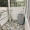 The Venus - Spacious Wooden TOP Floor Apartment - 实兆远
