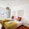 Time House Apartment by LovelyStay