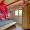 Villa with swimming pool (MQSA27)