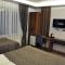 SAKALİFE APART Otel