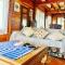 Rang Robin Farmstay with swimming pool