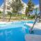 2 bedroom apartment next to porto