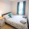 Entire Duplex apartment for up to 6 guests, free wifi