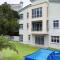 Shamrock Villas Corner OR Seaview OR Standard
