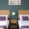 Exmouth Beach Hotel