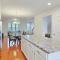 Delightful Pet Friendly Home In Great Location! townhouse