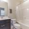 Delightful Pet Friendly Home In Great Location! townhouse