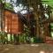 Kumbuk Tree House Yala Safari Place